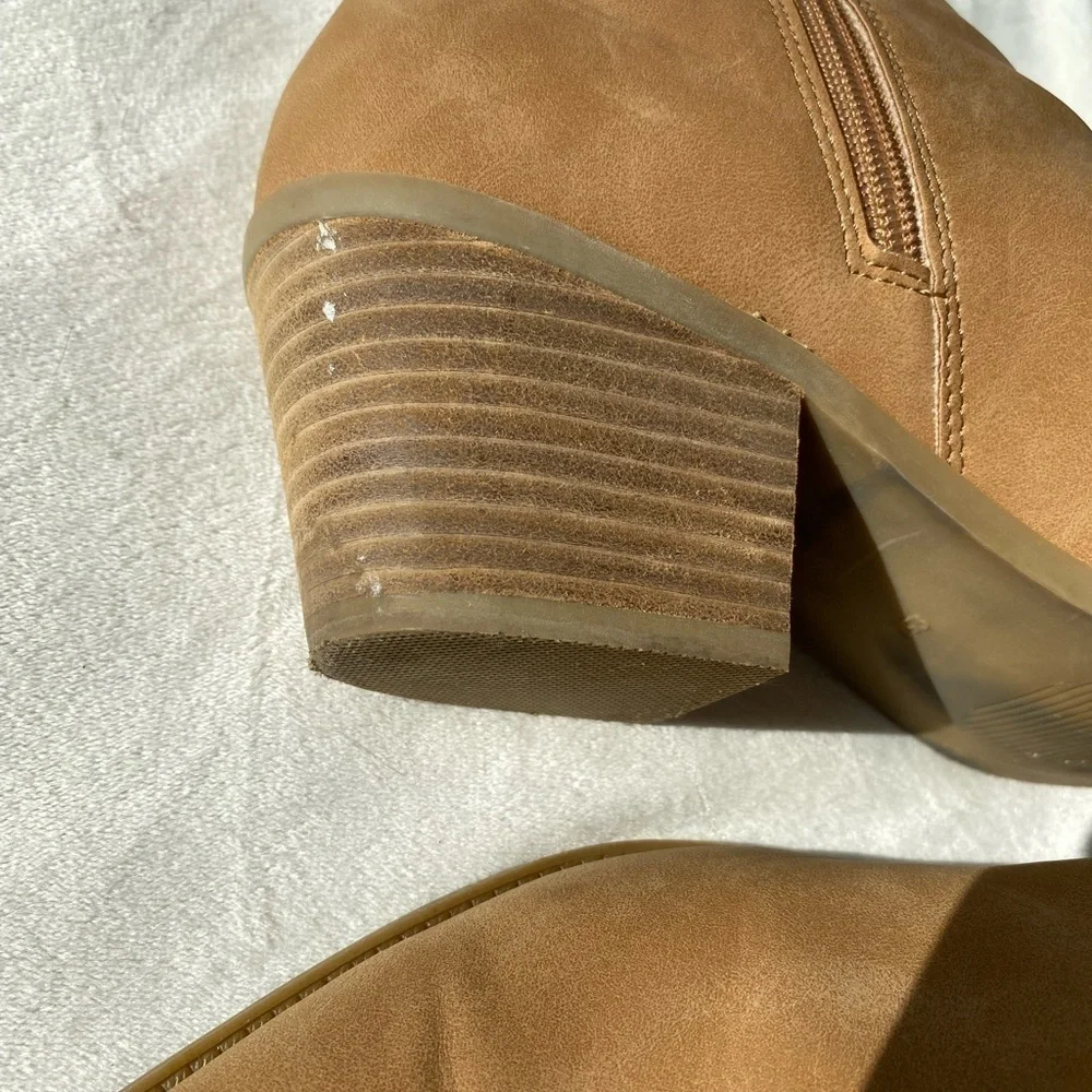 Women's Tan Ankle Boots